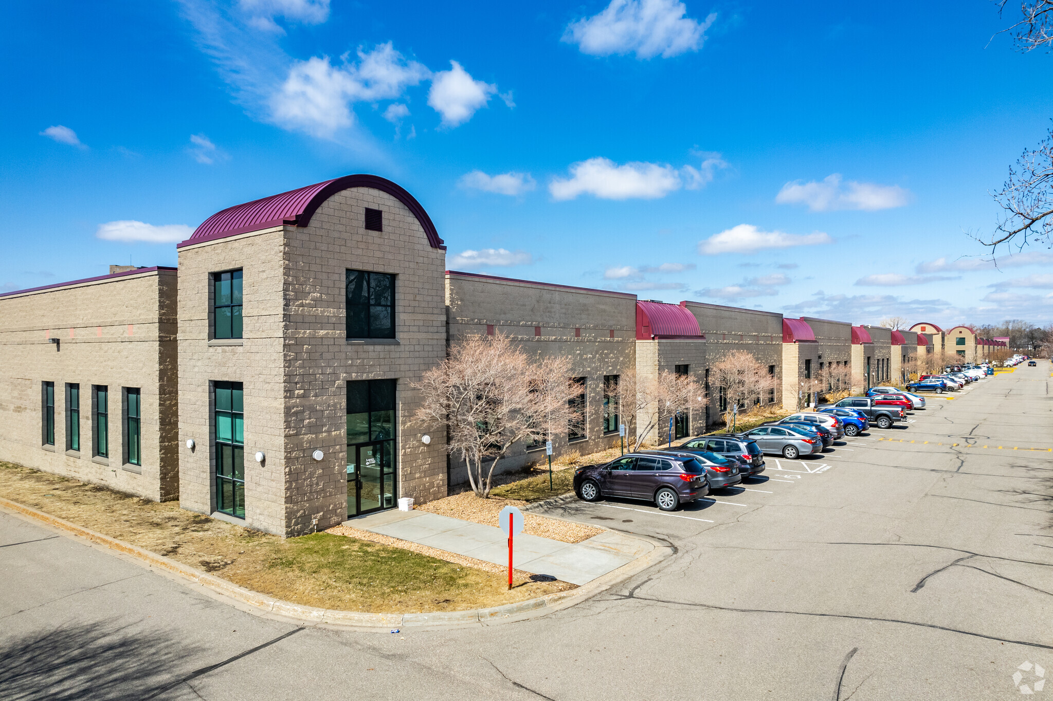 723-739 Kasota Ave SE, Minneapolis, MN for lease Primary Photo- Image 1 of 8