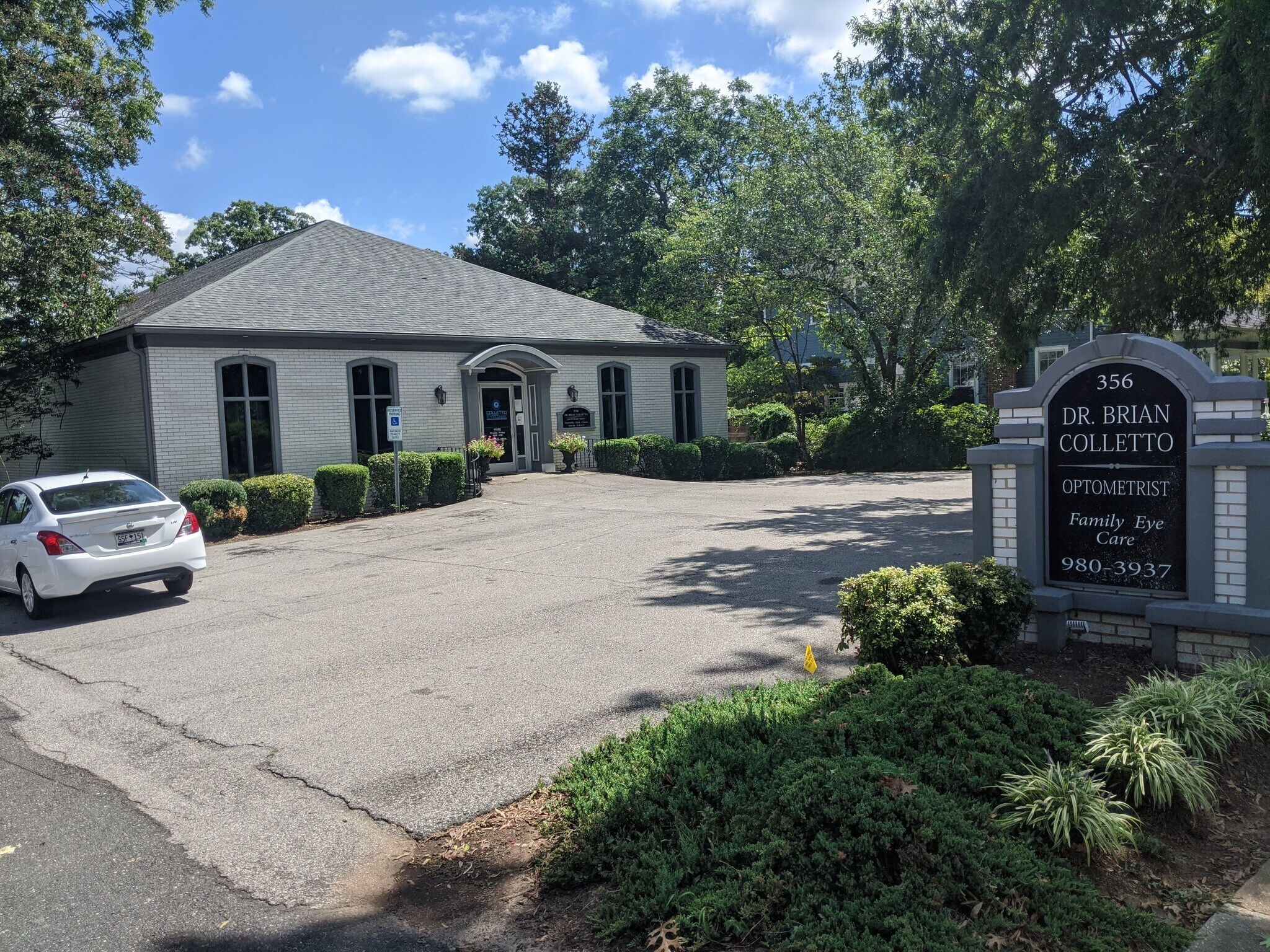 356 Oakland Ave, Rock Hill, SC 29730 Free standing professional