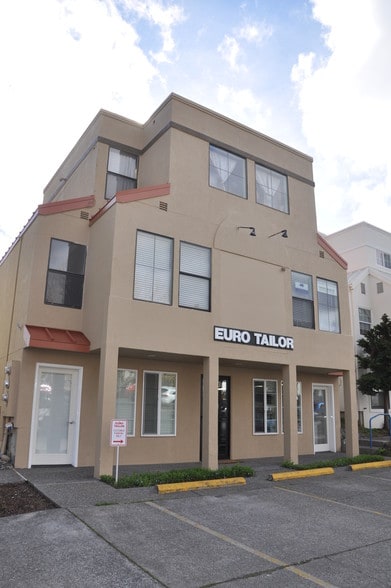 1333 Lincoln St, Bellingham, WA for lease - Building Photo - Image 3 of 3