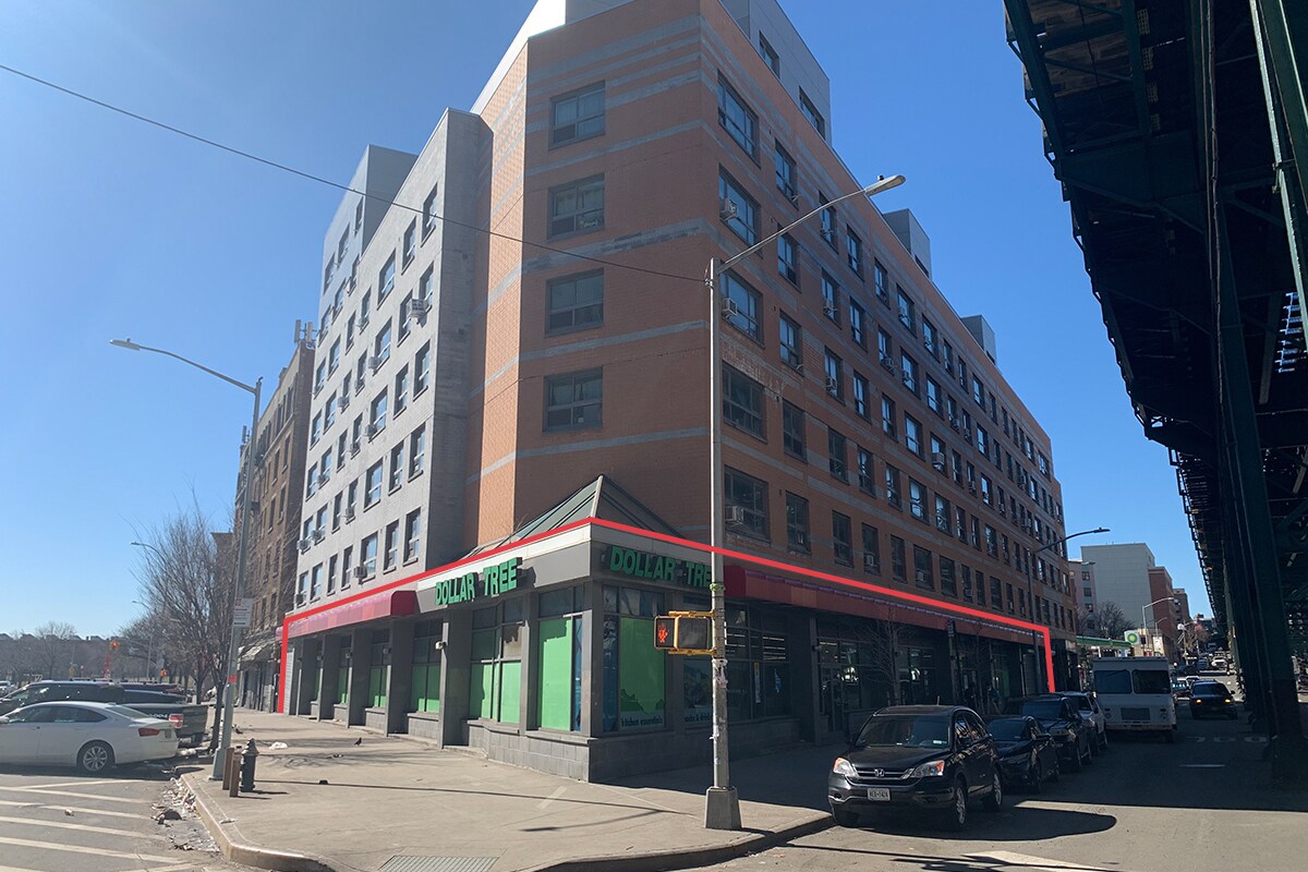 924 Westchester Ave, Bronx, NY 10459