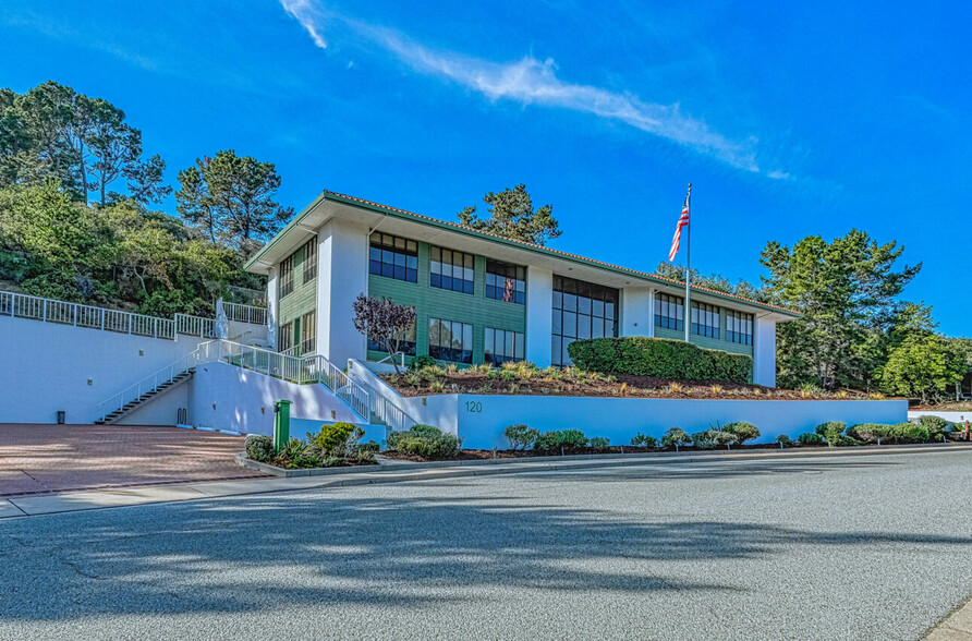 120 Del Rey Gardens Dr, Monterey, CA for lease - Building Photo - Image 2 of 33