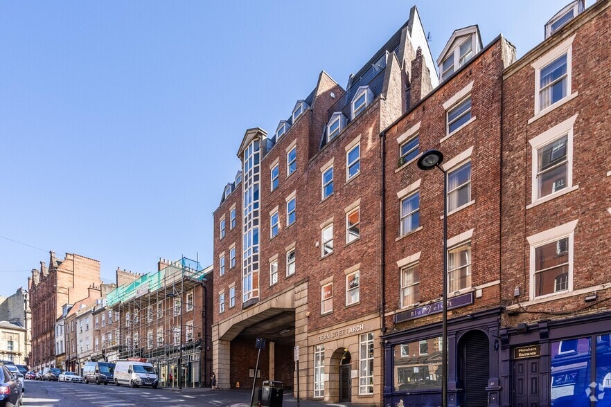 22-28 Dean St, Newcastle Upon Tyne for lease - Building Photo - Image 2 of 3