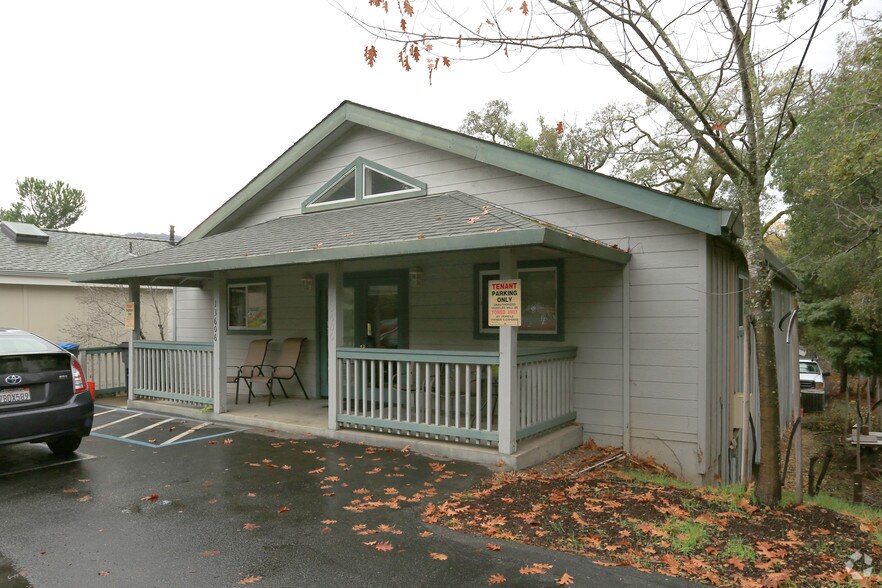 13606 Arnold Dr, Glen Ellen, CA 95442