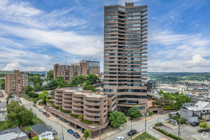 1301 Grandview Ave, Pittsburgh, PA for lease - Primary Photo - Image 1 of 140