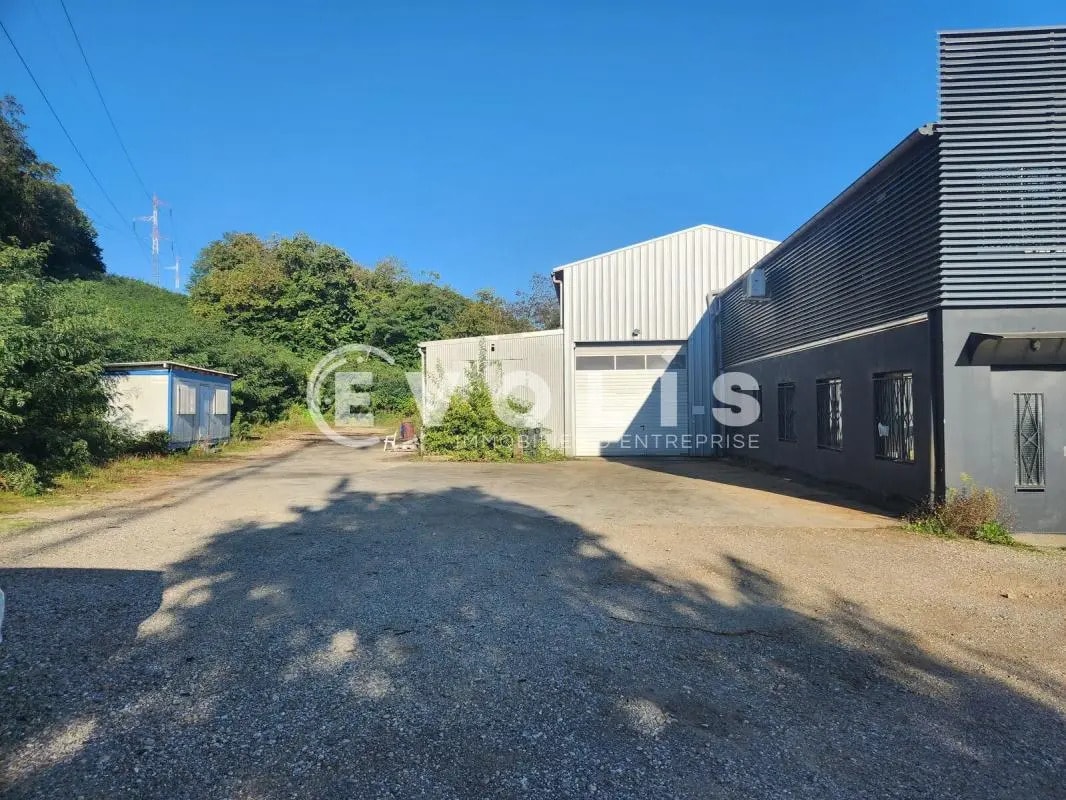 Flex in Grenay for lease Building Photo- Image 1 of 19