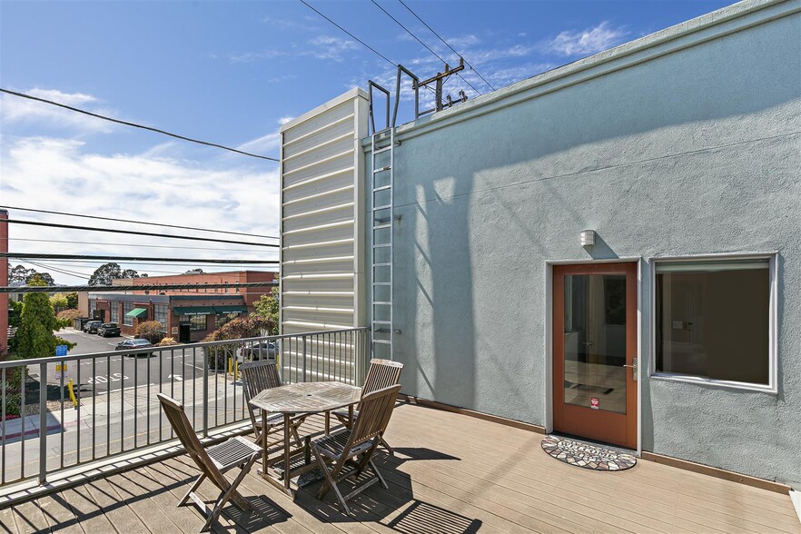 2833 7th St, Berkeley, CA for lease - Building Photo - Image 2 of 21