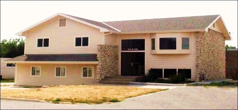 1915 W 24th St, Lawrence, KS for sale Building Photo- Image 1 of 1