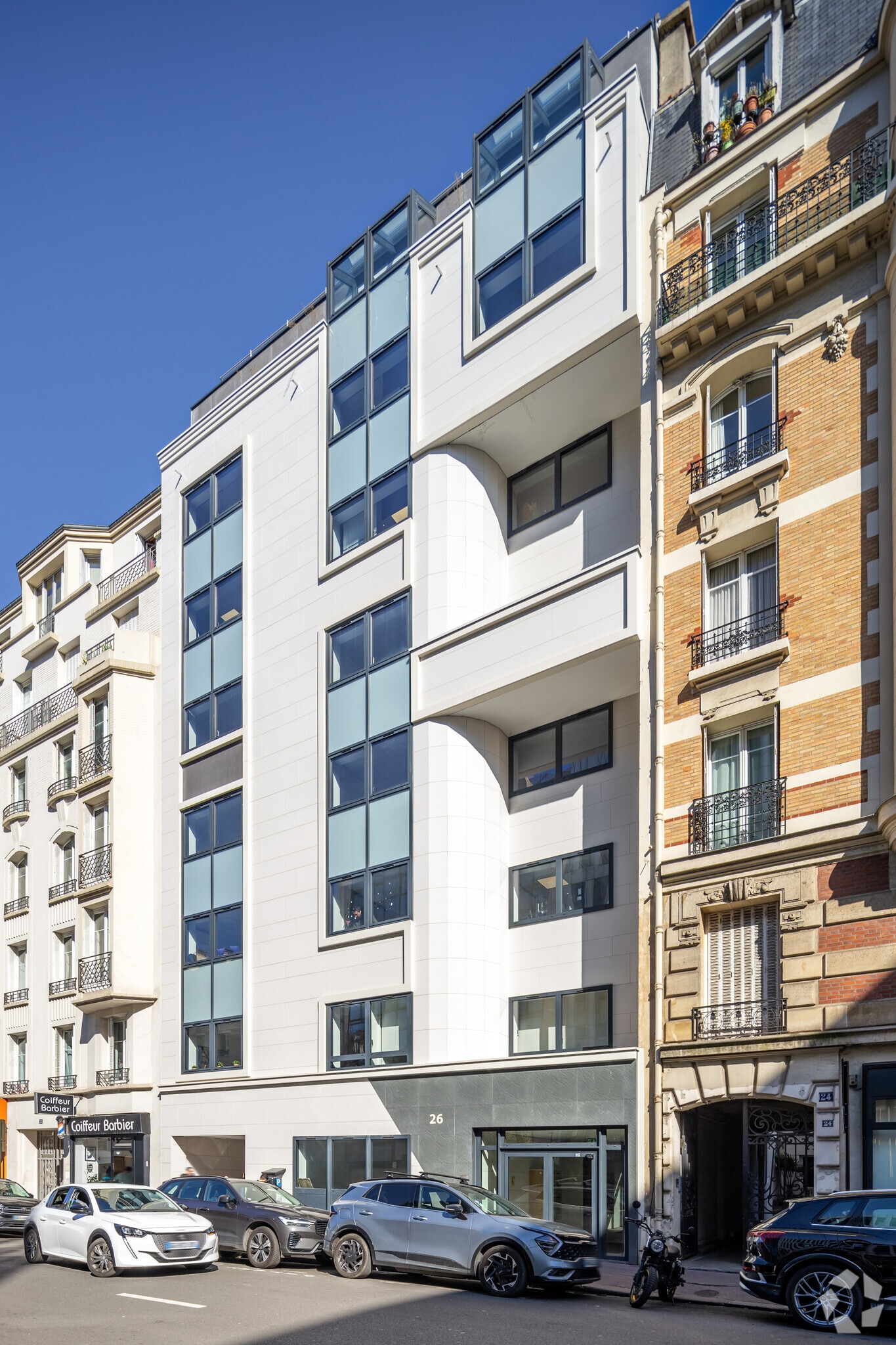 26 Rue Anatole France, Levallois-Perret for lease Primary Photo- Image 1 of 3