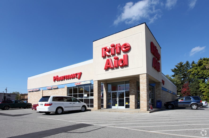 811 E State St, Sharon, PA for sale - Building Photo - Image 2 of 6