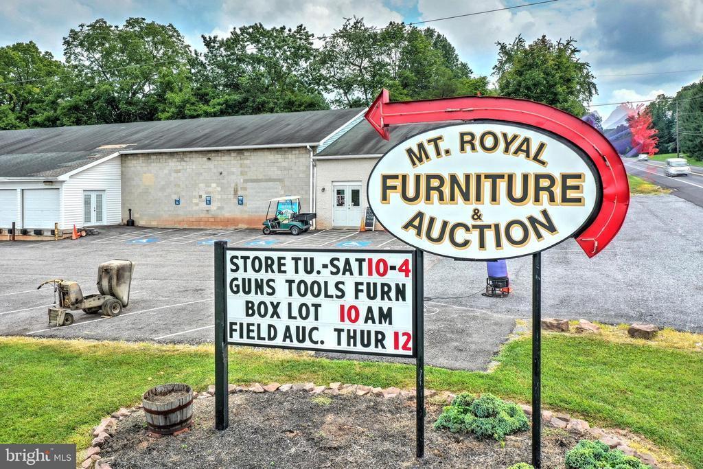 6421 Carlisle Rd, Dover, PA for sale Building Photo- Image 1 of 1