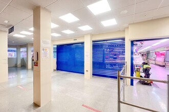 Retail in Móstoles, Madrid for lease Interior Photo- Image 1 of 4