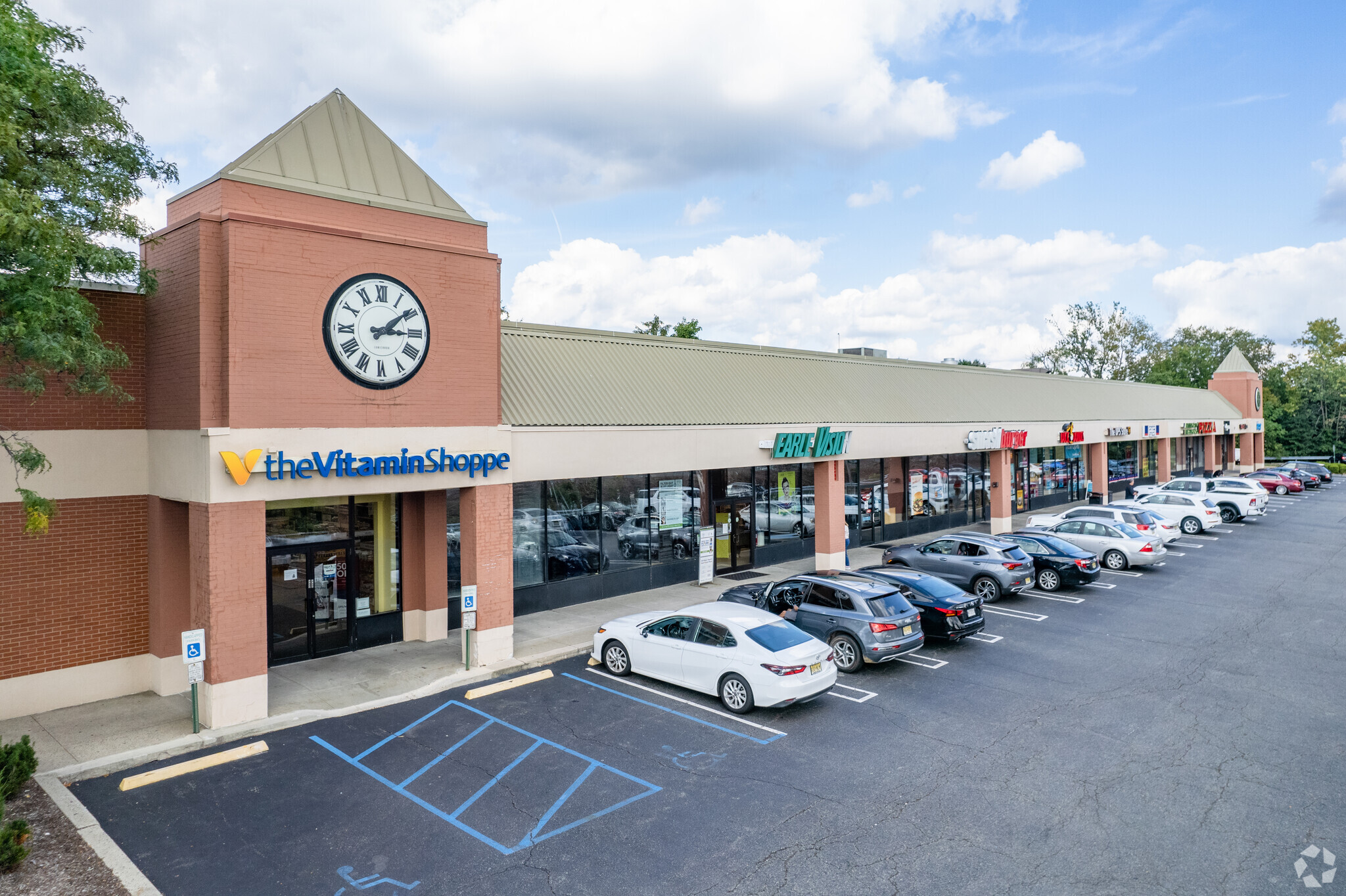 556 N State Route 17, Paramus, NJ for lease Building Photo- Image 1 of 5