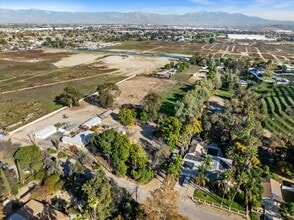 11139 Laurel Ave, Bloomington, CA - AERIAL  map view - Image1