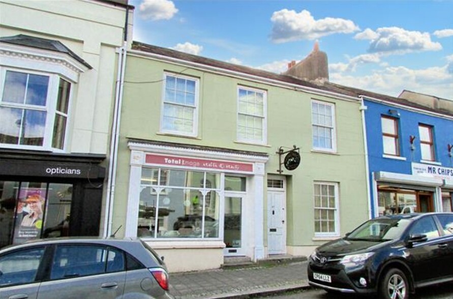 27 Meyrick St, Pembroke Dock for sale - Building Photo - Image 1 of 6