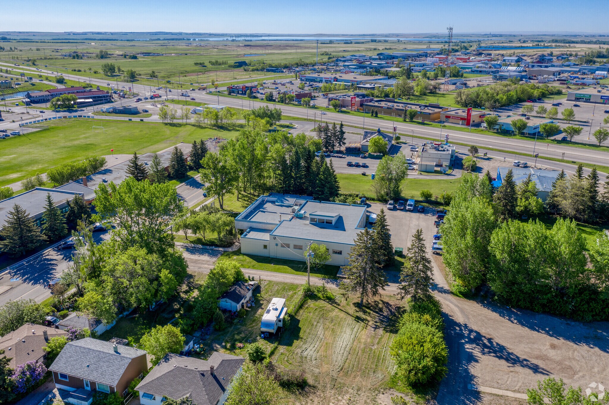 710 2 St, Strathmore, AB T1P 1K4 Office for Sale