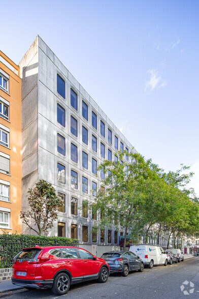 64 Rue Du Dessous Des Berges, Paris for lease - Building Photo - Image 3 of 14