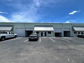 1200-1340 Stirling Rd, Dania Beach, FL for lease Building Photo- Image 1 of 2