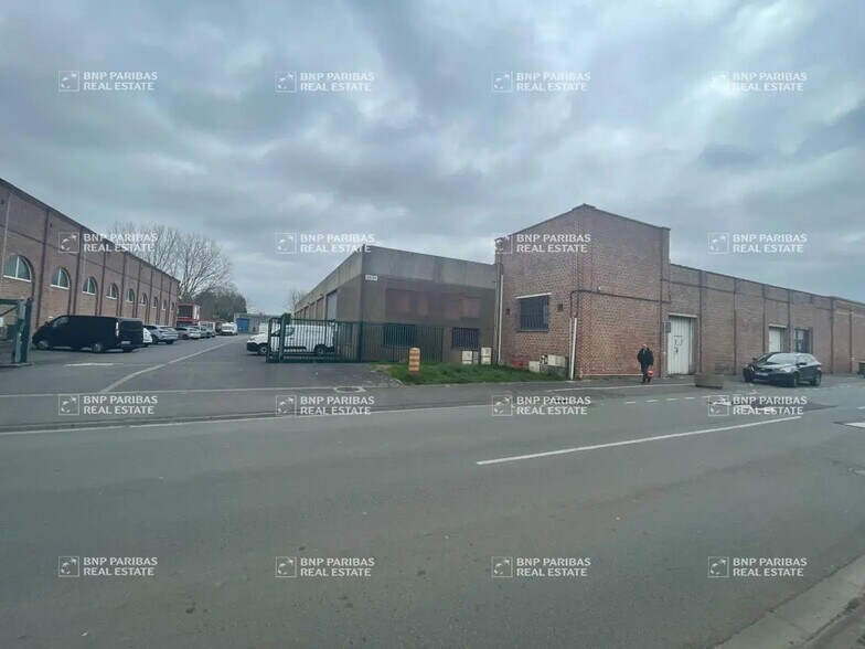Flex in Pérenchies for lease - Building Photo - Image 2 of 18