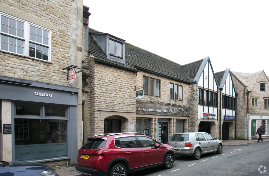 39 Castle St, Cirencester for lease - Building Photo - Image 2 of 3