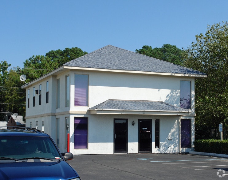 46 W Mercury Blvd, Hampton, VA 23669