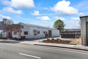 Rare 3K SF Industrial Bldg. For Sale - Commercial Kitchen