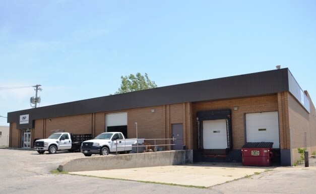 1149 27th Ave SW, Cedar Rapids, IA for sale - Primary Photo - Image 1 of 1