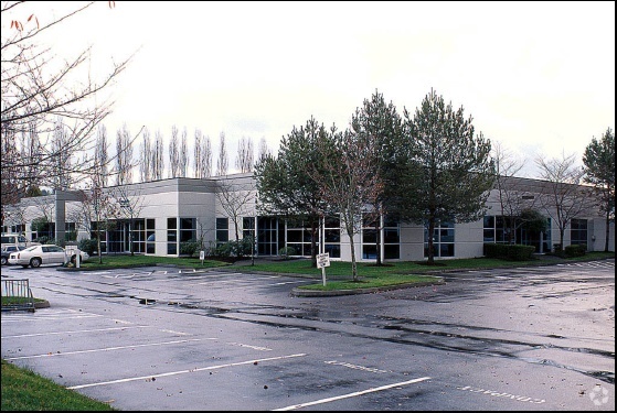 18916-18918 North Creek Pky, Bothell, WA for lease - Building Photo - Image 3 of 5