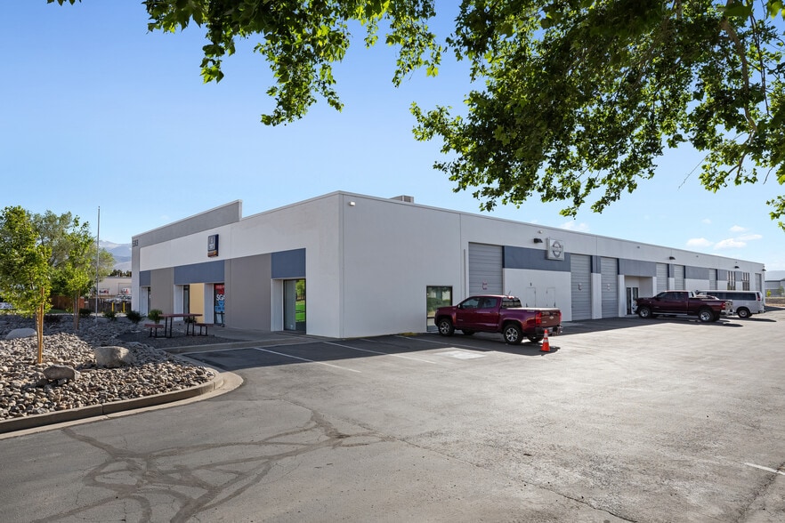 5303 Louie Ln, Reno, NV for lease - Building Photo - Image 1 of 3
