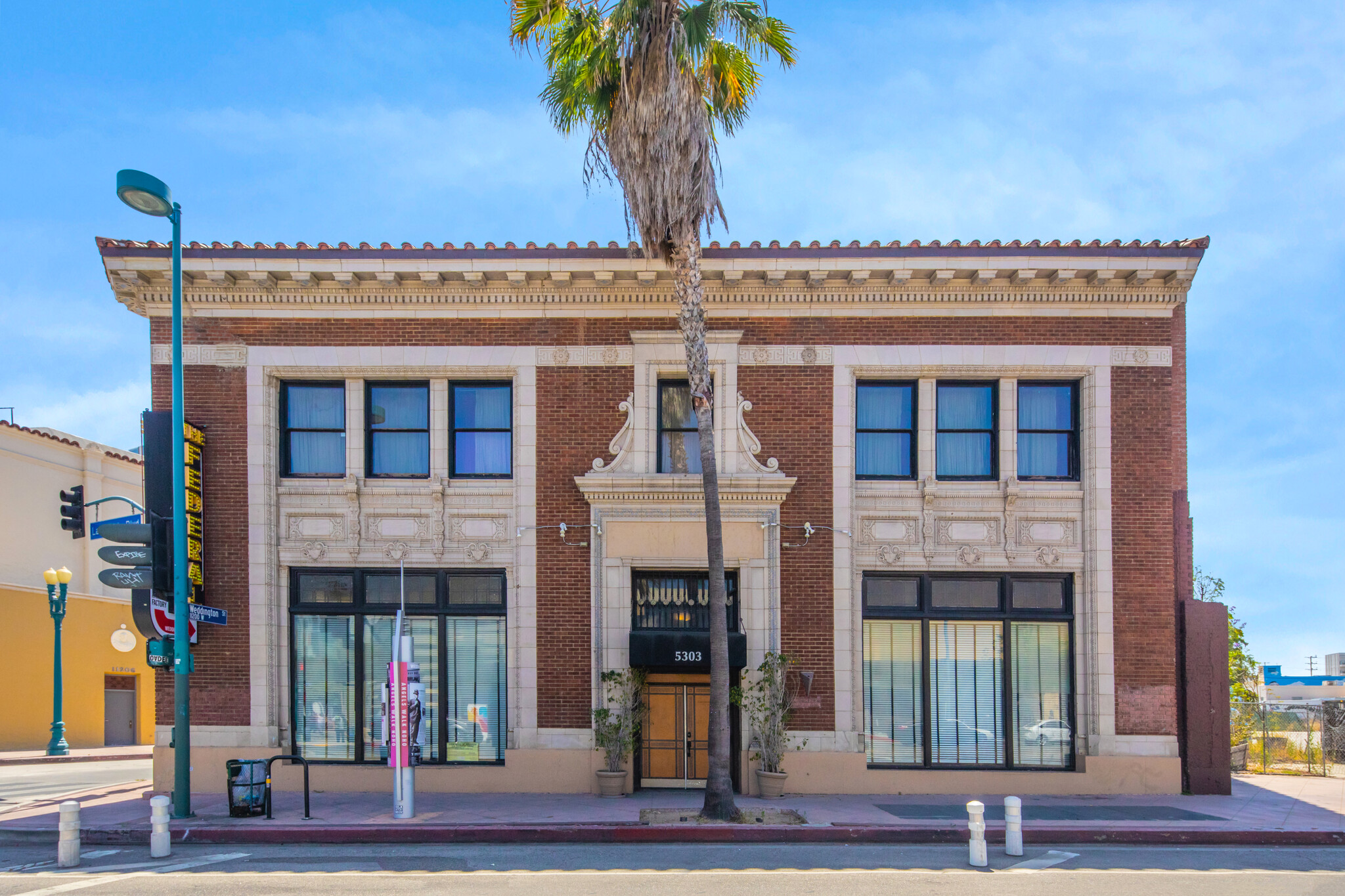 5303 Lankershim Blvd, North Hollywood, CA for lease Building Photo- Image 1 of 21