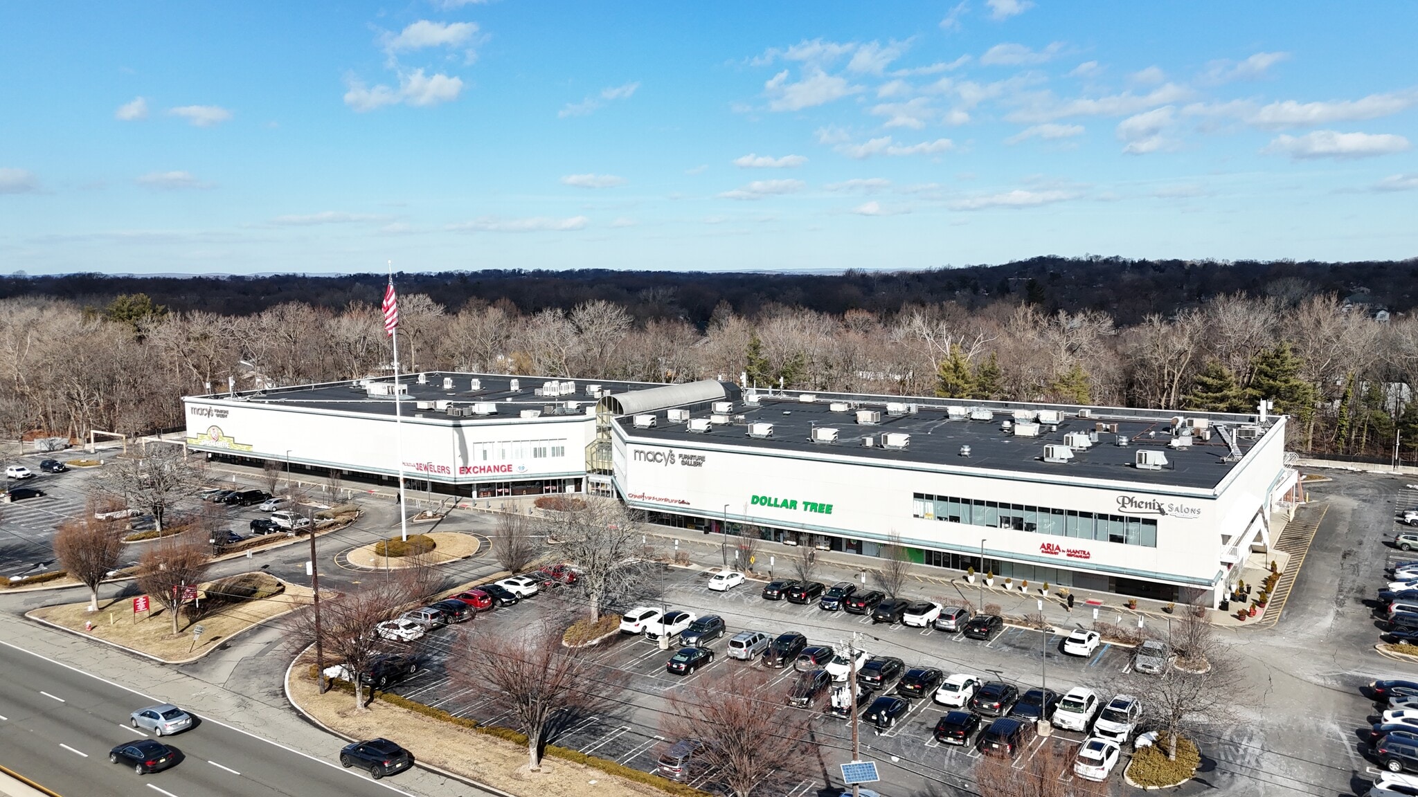 275 Route 4, Paramus, NJ for lease Building Photo- Image 1 of 32