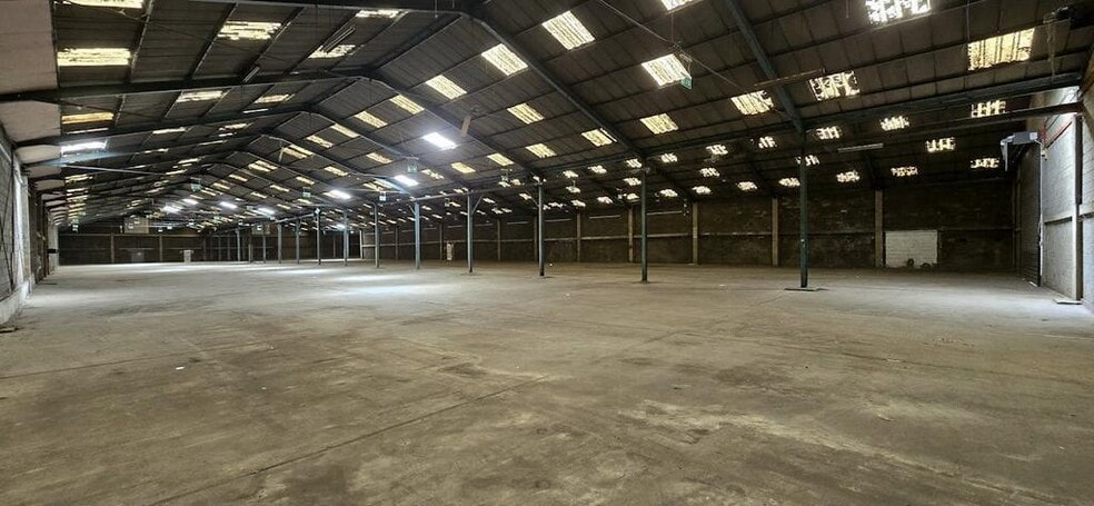 Renwick Rd, Barking for lease - Building Photo - Image 3 of 19