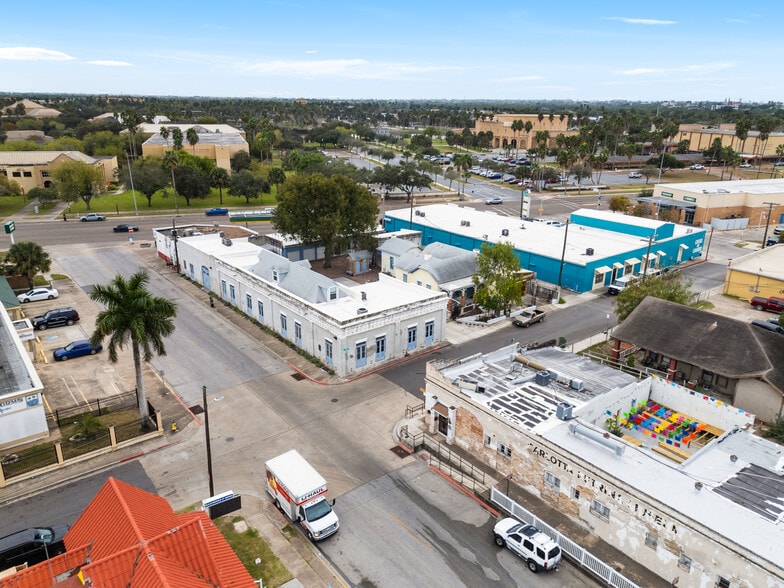 828 E 15th St, Brownsville, TX for sale - Building Photo - Image 2 of 60