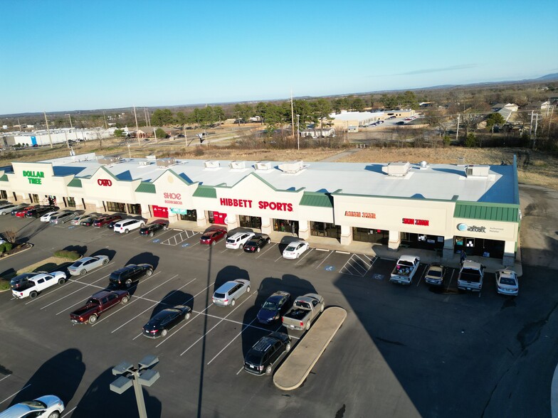 3100 N Broadway St, Poteau, OK for lease - Building Photo - Image 3 of 13