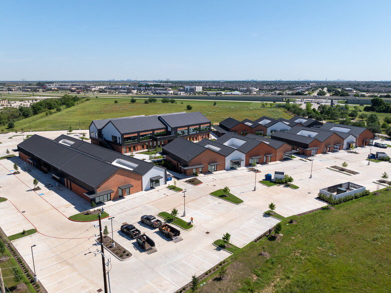 18802 W Airport Blvd, Richmond, TX for sale - Building Photo - Image 1 of 1