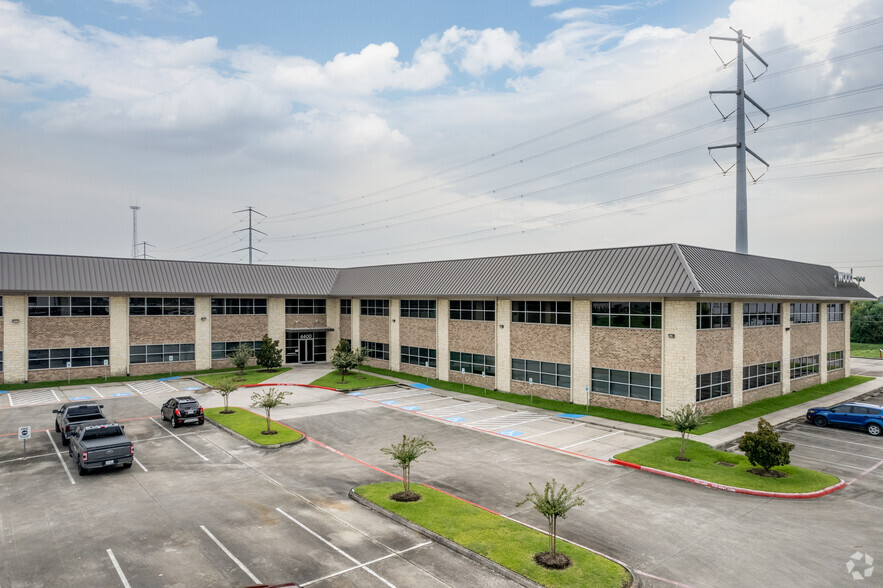 4400 Highway 225, Deer Park, TX for lease - Building Photo - Image 1 of 8