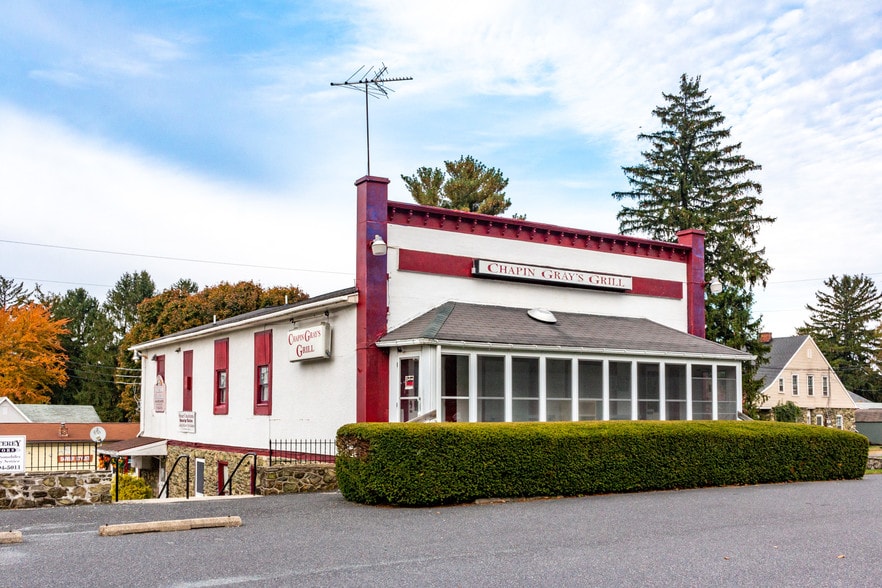 15083 Summit Plz, Blue Ridge Summit, PA, 17214 - Restaurant Property