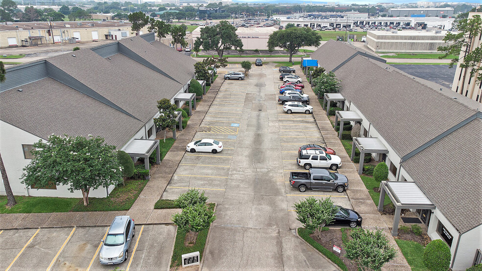 17000 El Camino Real, Houston, TX for lease - Building Photo - Image 2 of 5