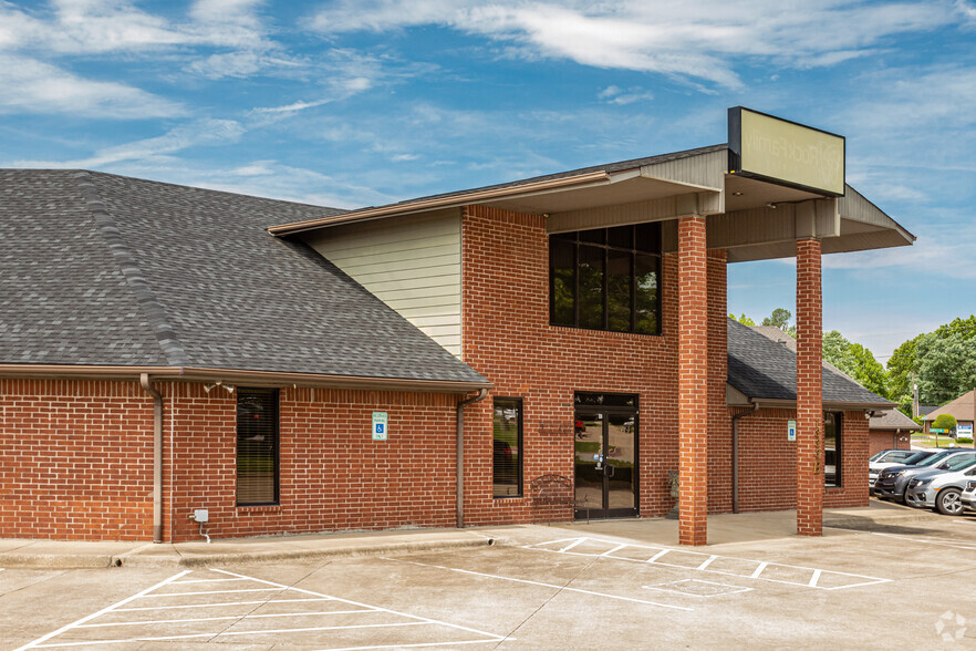 1333 Arapaho Ave, Springdale, AR for lease - Building Photo - Image 1 of 6