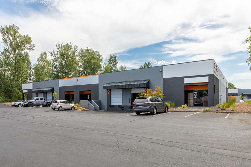 7013-7021 NE 79th Ct, Portland, OR for lease - Building Photo - Image 3 of 9