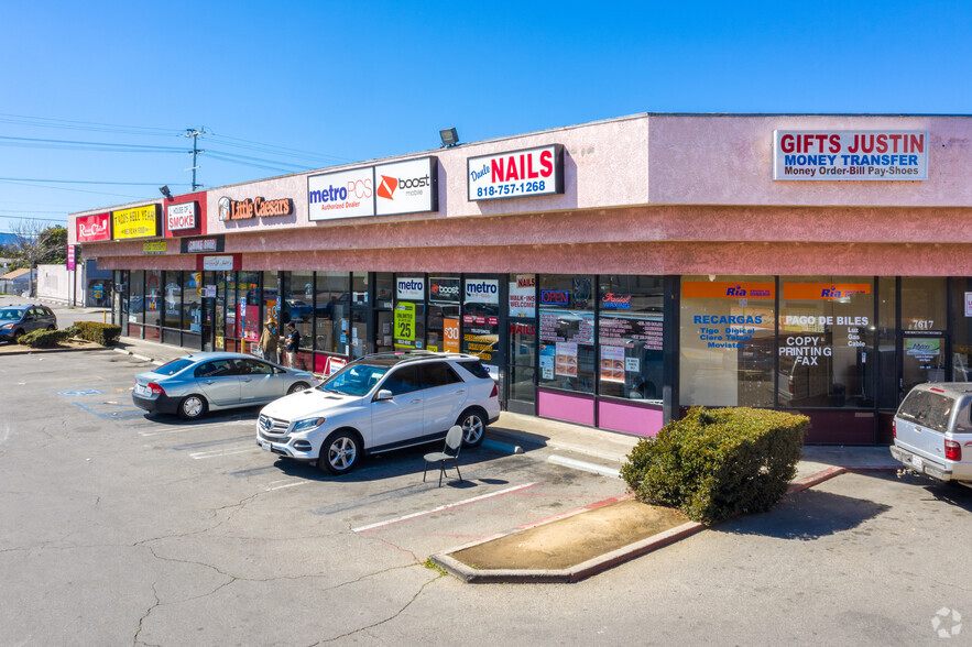 7601-7629 White Oak Ave, Reseda, CA for sale - Primary Photo - Image 1 of 1