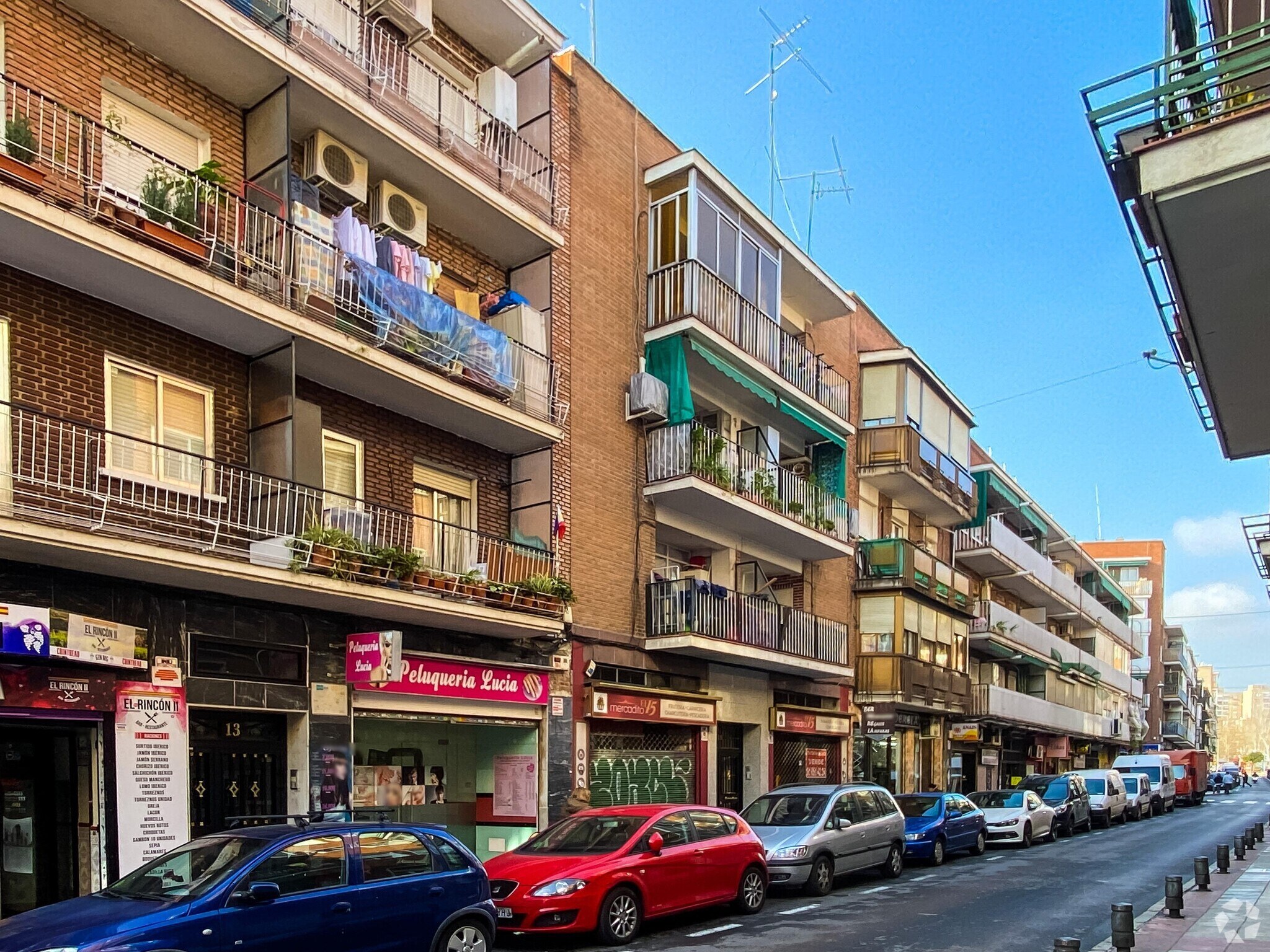 Calle Cebreros, 15, Madrid, Madrid for sale Primary Photo- Image 1 of 1