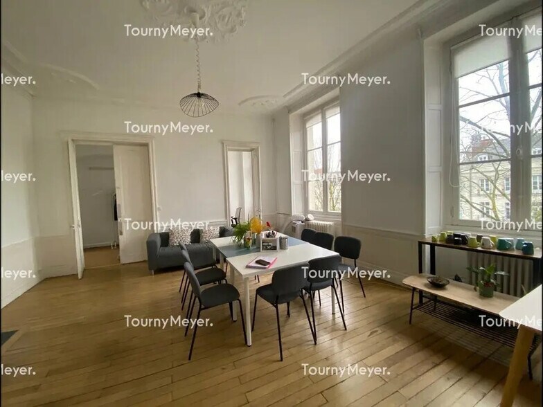 Office in Nantes for lease - Interior Photo - Image 3 of 3