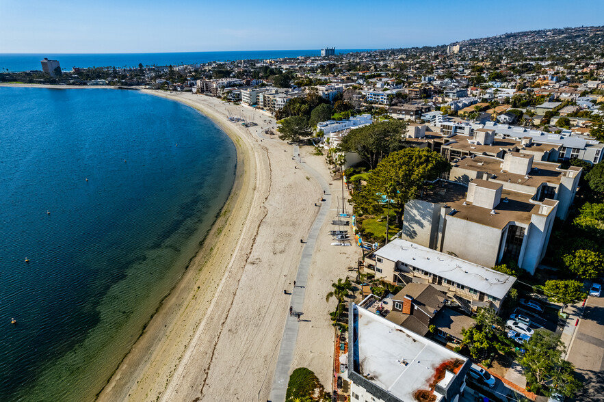 3918-3924 Gresham St, San Diego, CA for sale - Building Photo - Image 3 of 22