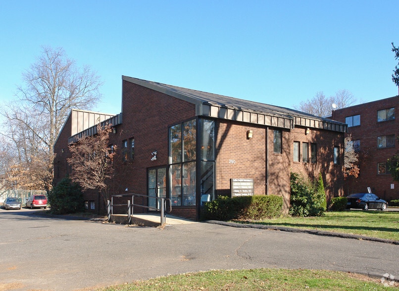 290-294 Collins St, Hartford, CT for lease - Primary Photo - Image 1 of 7