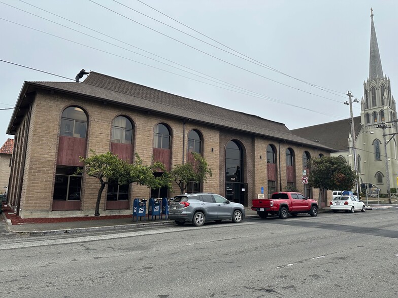 555 H St, Eureka, CA for lease - Building Photo - Image 2 of 11