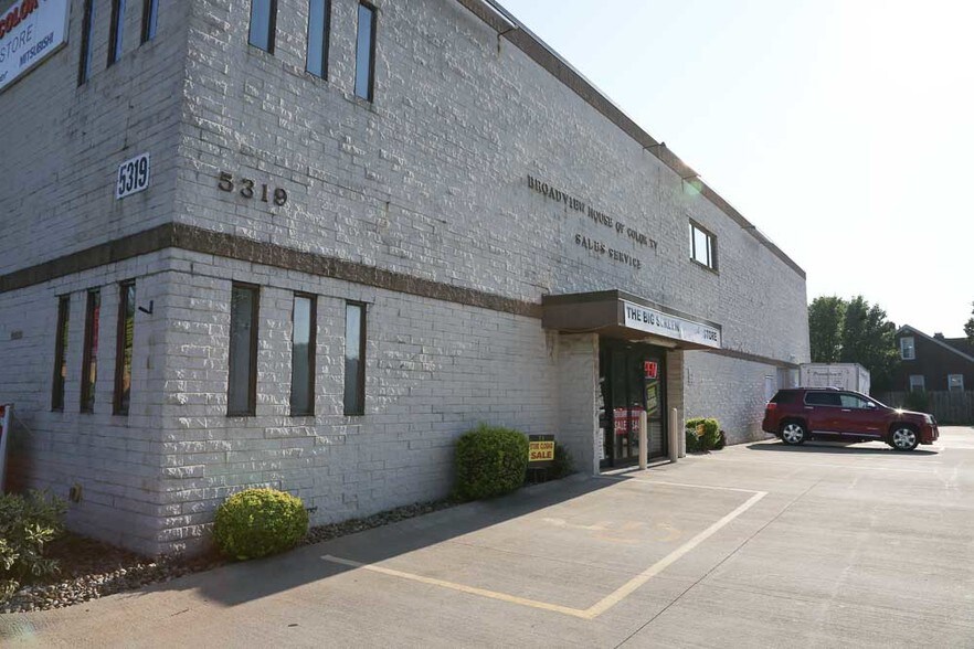 5319 Broadview Rd, Parma, OH 44134