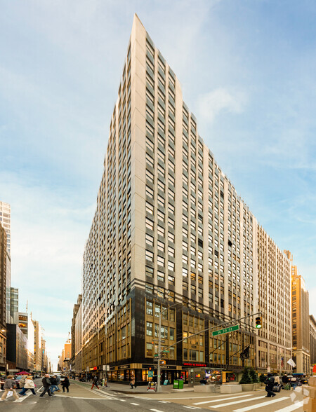 1410 Broadway, New York, NY for lease - Building Photo - Image 1 of 26