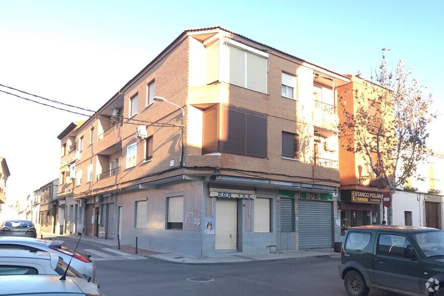 Calle Santa Eufemia 2, Polán, Toledo for lease - Building Photo - Image 2 of 2