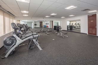295 Woodcliff Dr, Fairport, NY for lease Interior Photo- Image 1 of 3