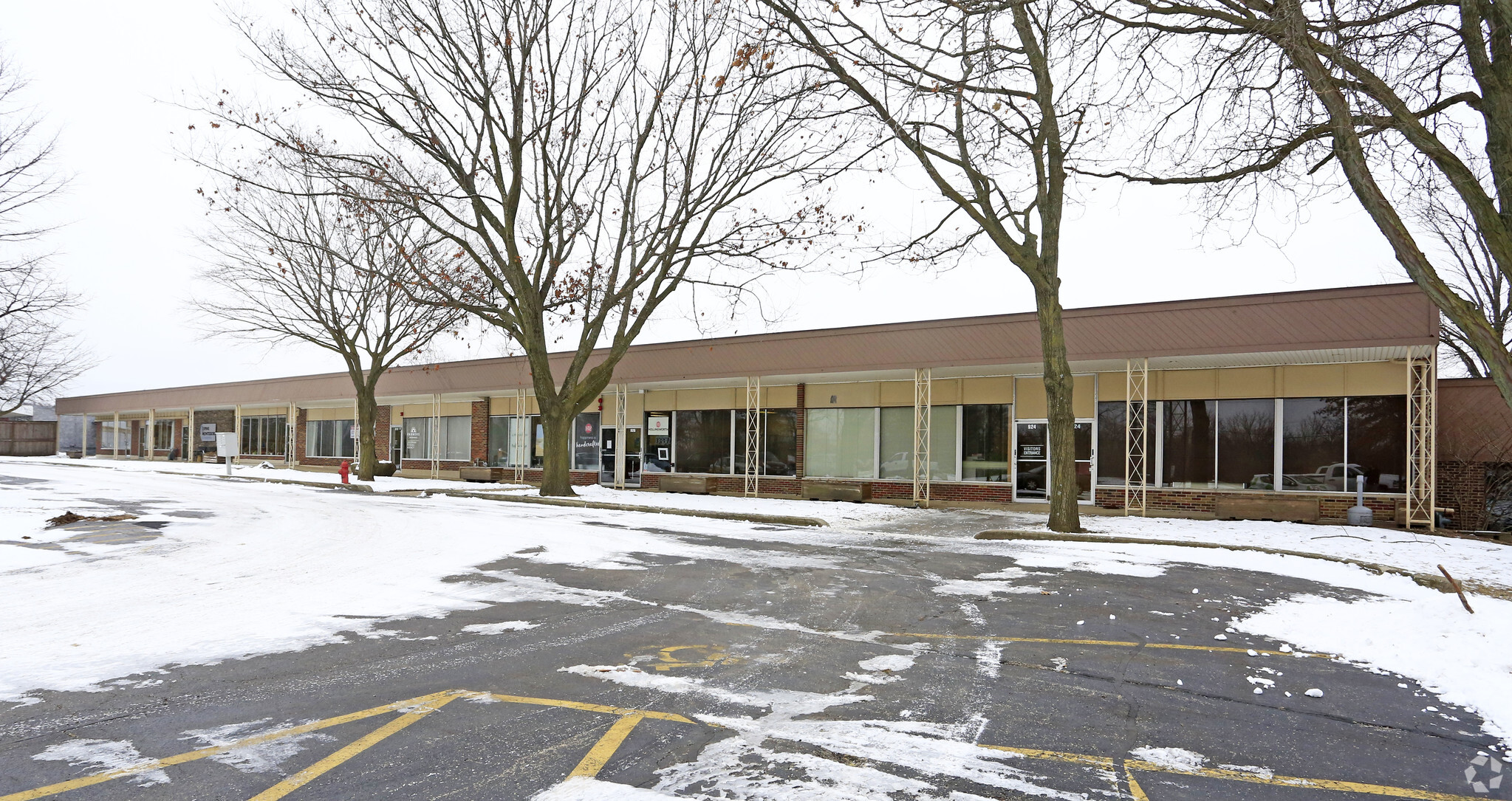 922-938 N State St, Lockport, IL for lease Primary Photo- Image 1 of 18